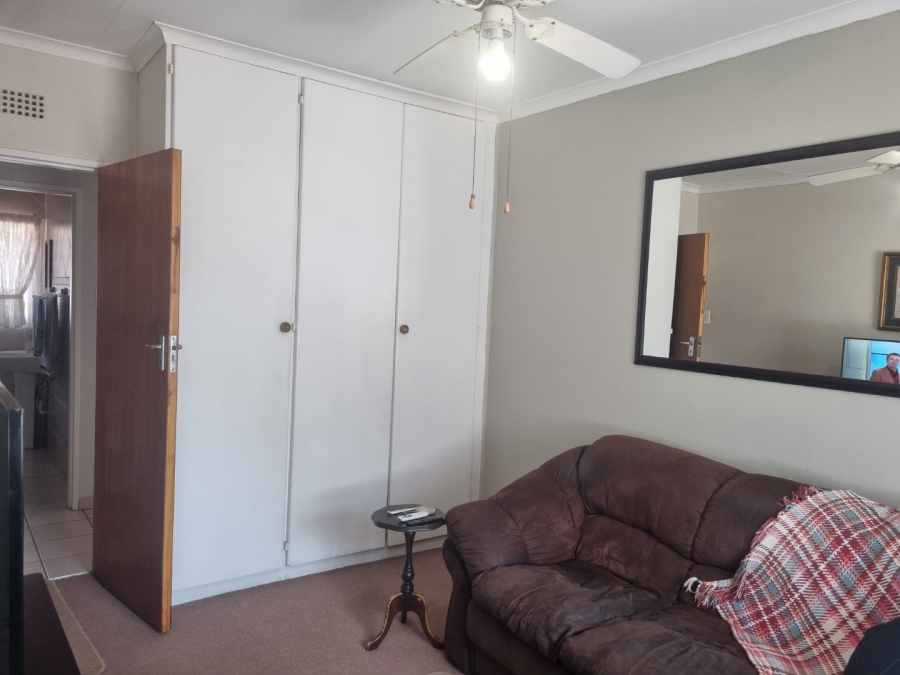 4 Bedroom Property for Sale in Vaalpark Free State